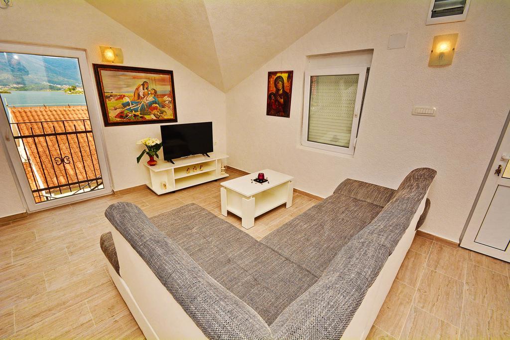 Apartments Bella Di Boka ティヴァト エクステリア 写真