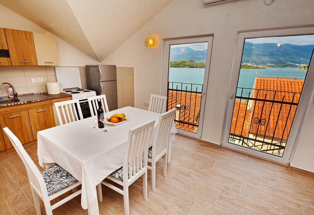 Apartments Bella Di Boka ティヴァト エクステリア 写真