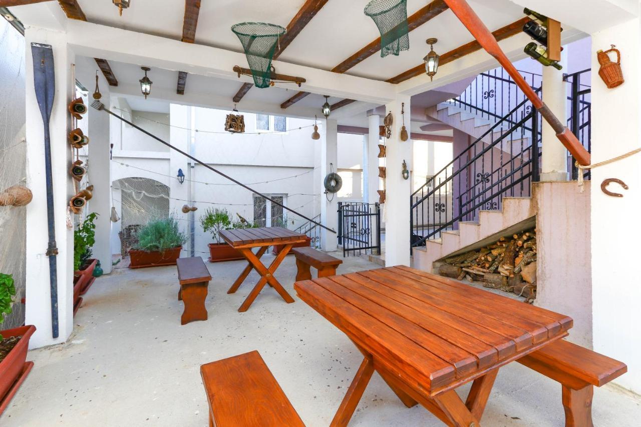 Apartments Bella Di Boka ティヴァト エクステリア 写真