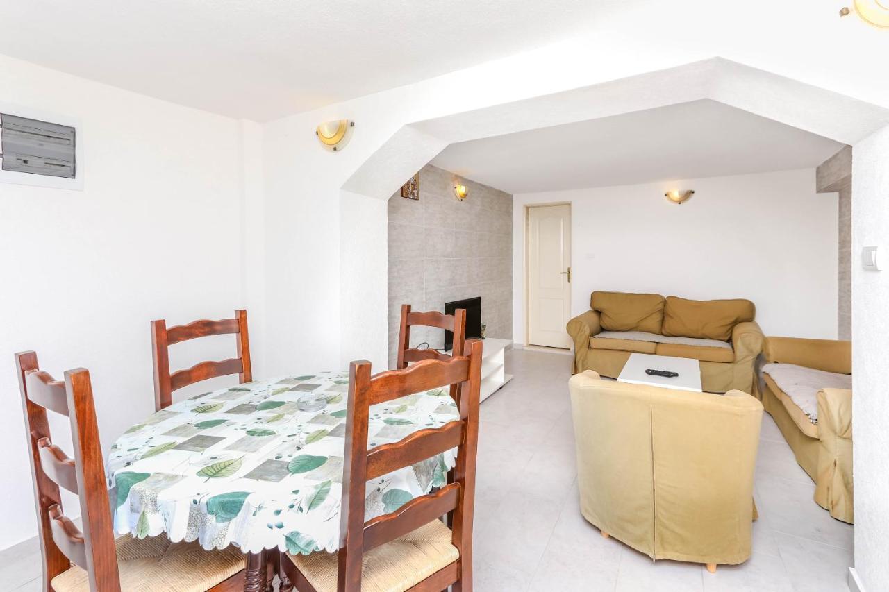 Apartments Bella Di Boka ティヴァト エクステリア 写真